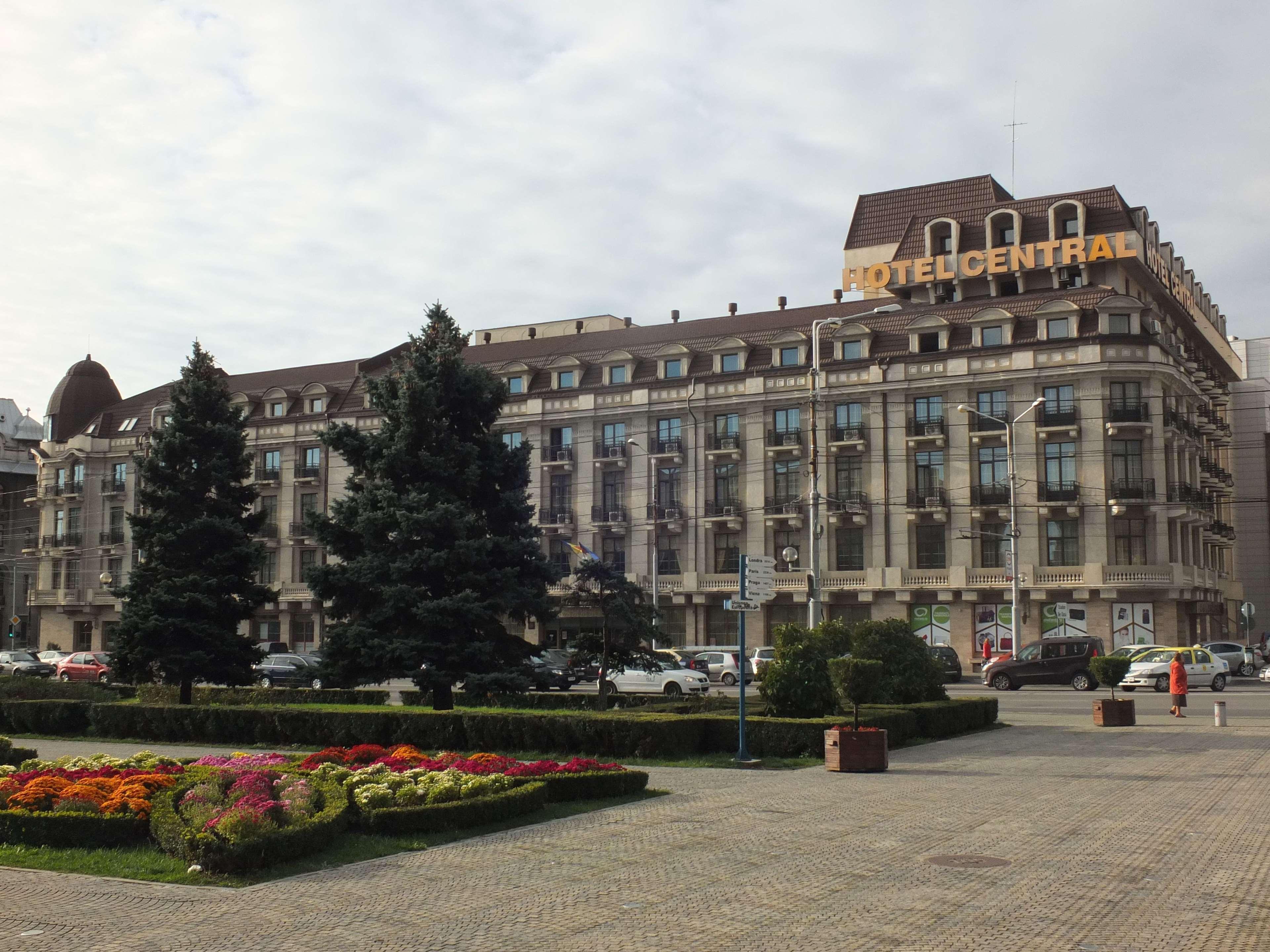 Hotel Central Ploiesti Exterior photo